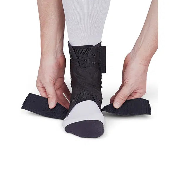 Protect Swift Lace Ankle Support